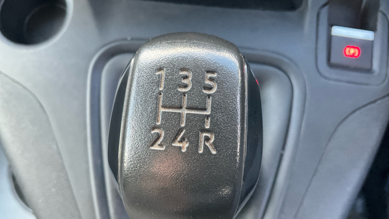 Peugeot Partner Standard Diesel 1000 1.5 BlueHDi 100 Professional Van